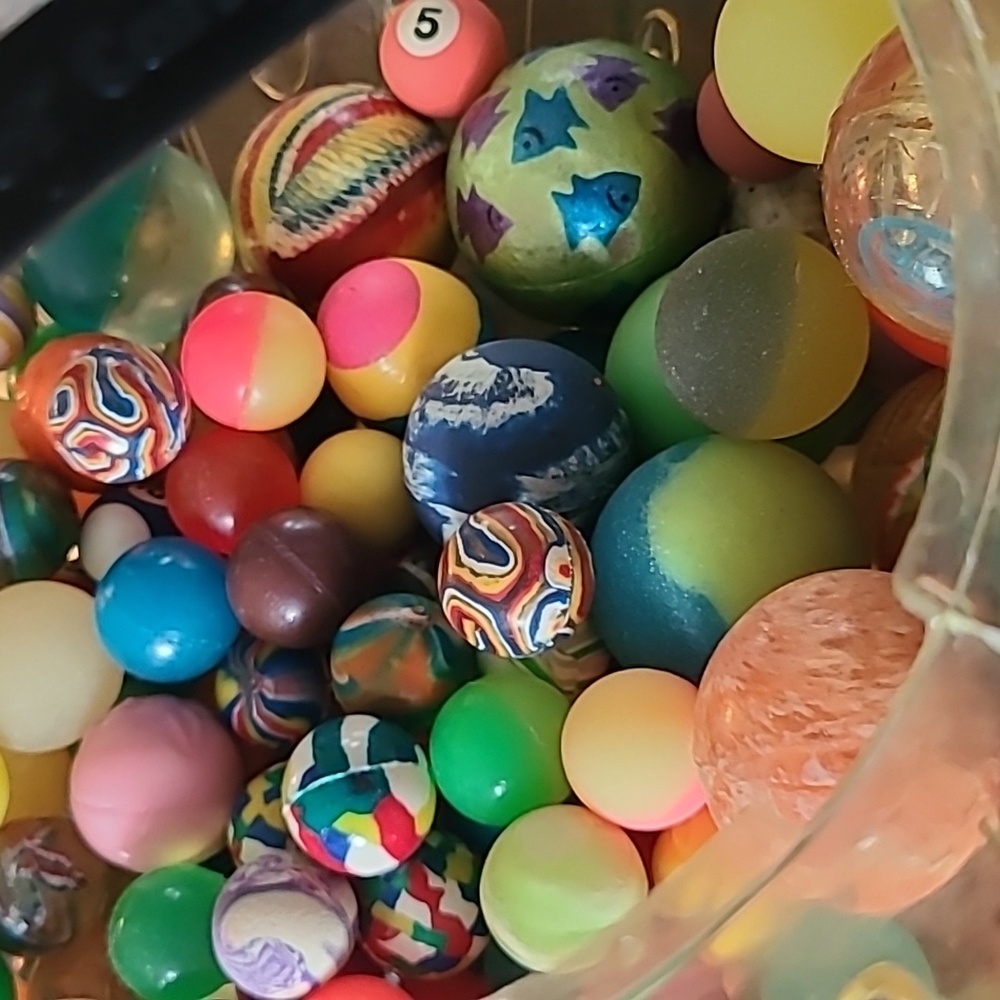 Vintage Bouncy Ball Collection - Picture 3 of 13